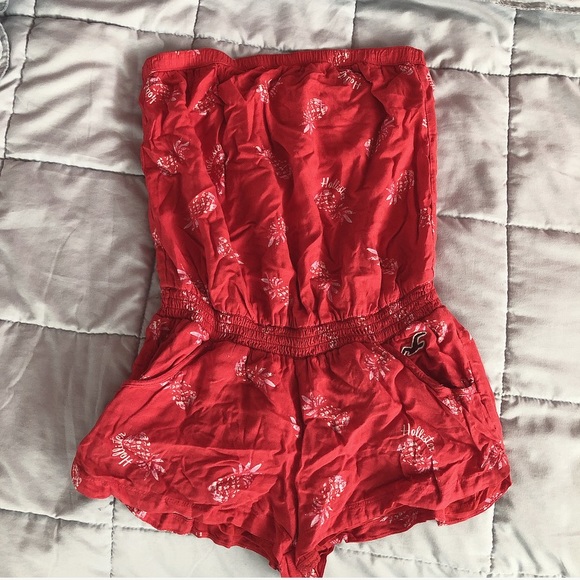 Hollister Tops - Hollister Pineapple Romper